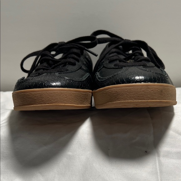 Adidas Black and Gold Men's Sneakers - Picture 4 of 10